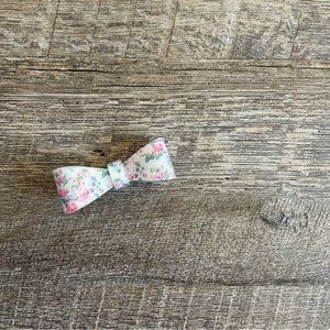 White Floral Print Hard Plastic Hair Bow